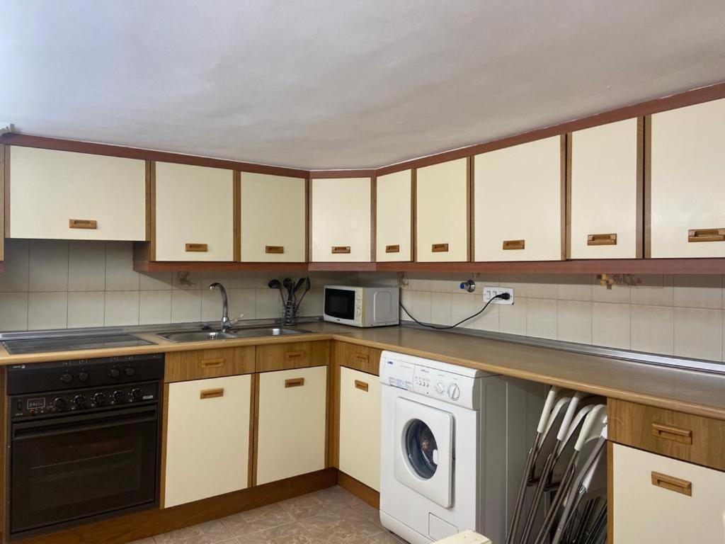 شقة Ávila  في Precioso Apartamento Con Terraza. المظهر الخارجي الصورة
